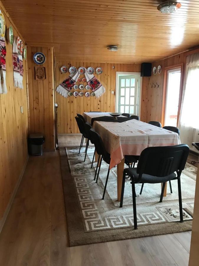 Pensiunea Grapini Sant Exteriör bild